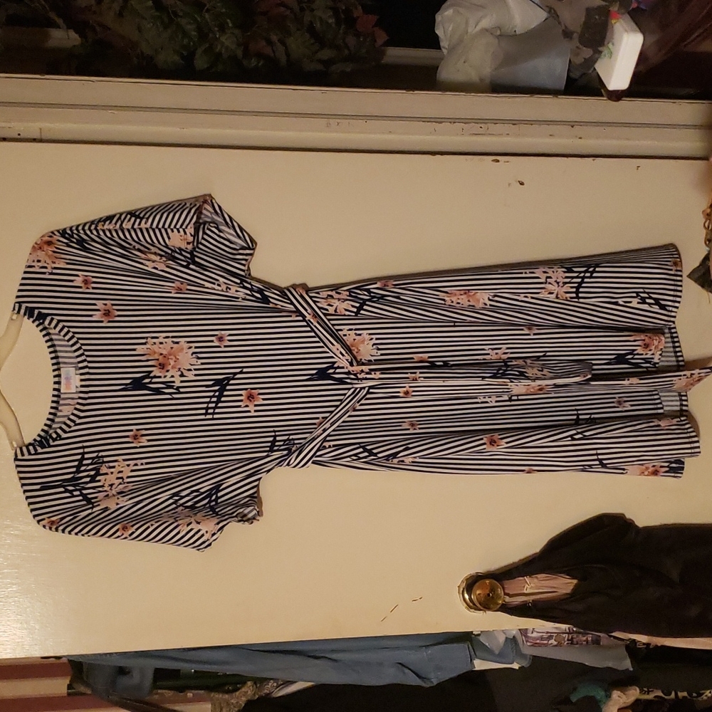 Lularoe Marly dress with detachable matching fabric belt 3XL